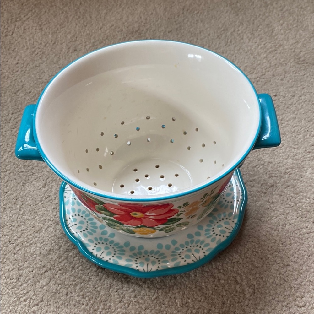 Floral Colander with Plate The Pioneer Woman